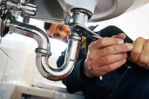 When to hire a professional plumber