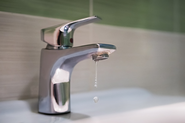 How to fix a leaky faucet