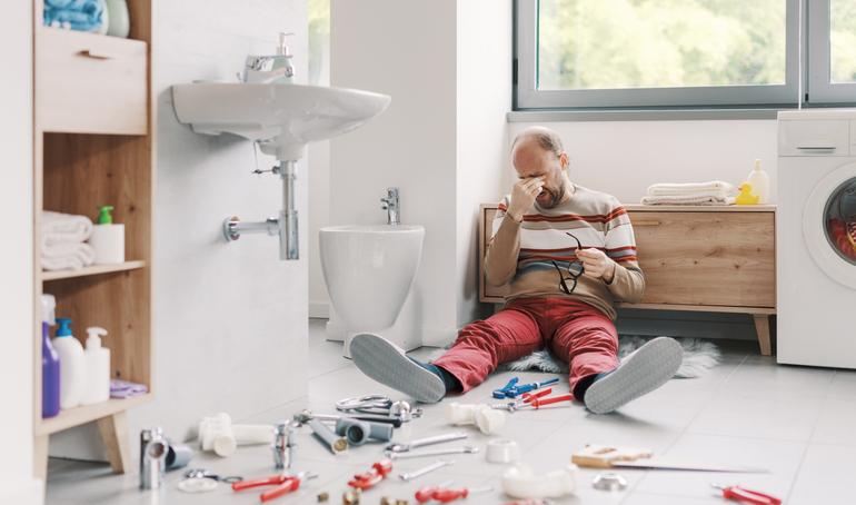 should i attempt this plumbing repair myself?